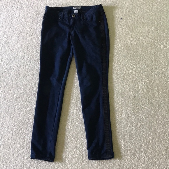 Jean jeggings with tuxedo black stripe - Picture 2 of 6